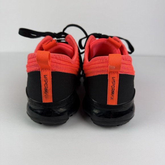 Nike Air Vapormax Flyknit Crimson Flash BQ5238-601 Unisex Size 4.5Y - Picture 3 of 10